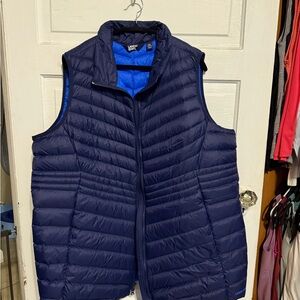 Lands' End Navy and Light Blue Puffer Vest